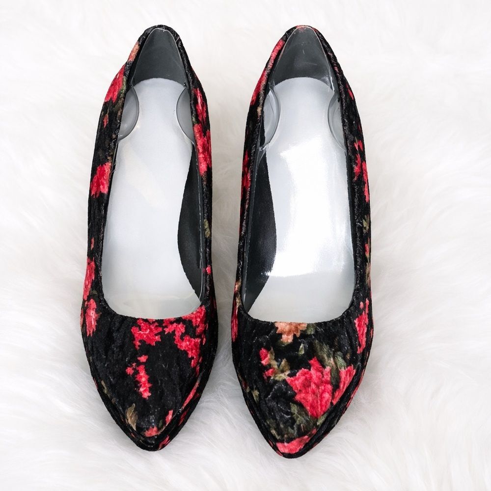 Aldo Floral Velvet Platform Wedges Floral Black Rose Print Size 8 NEW - Picture 3 of 5